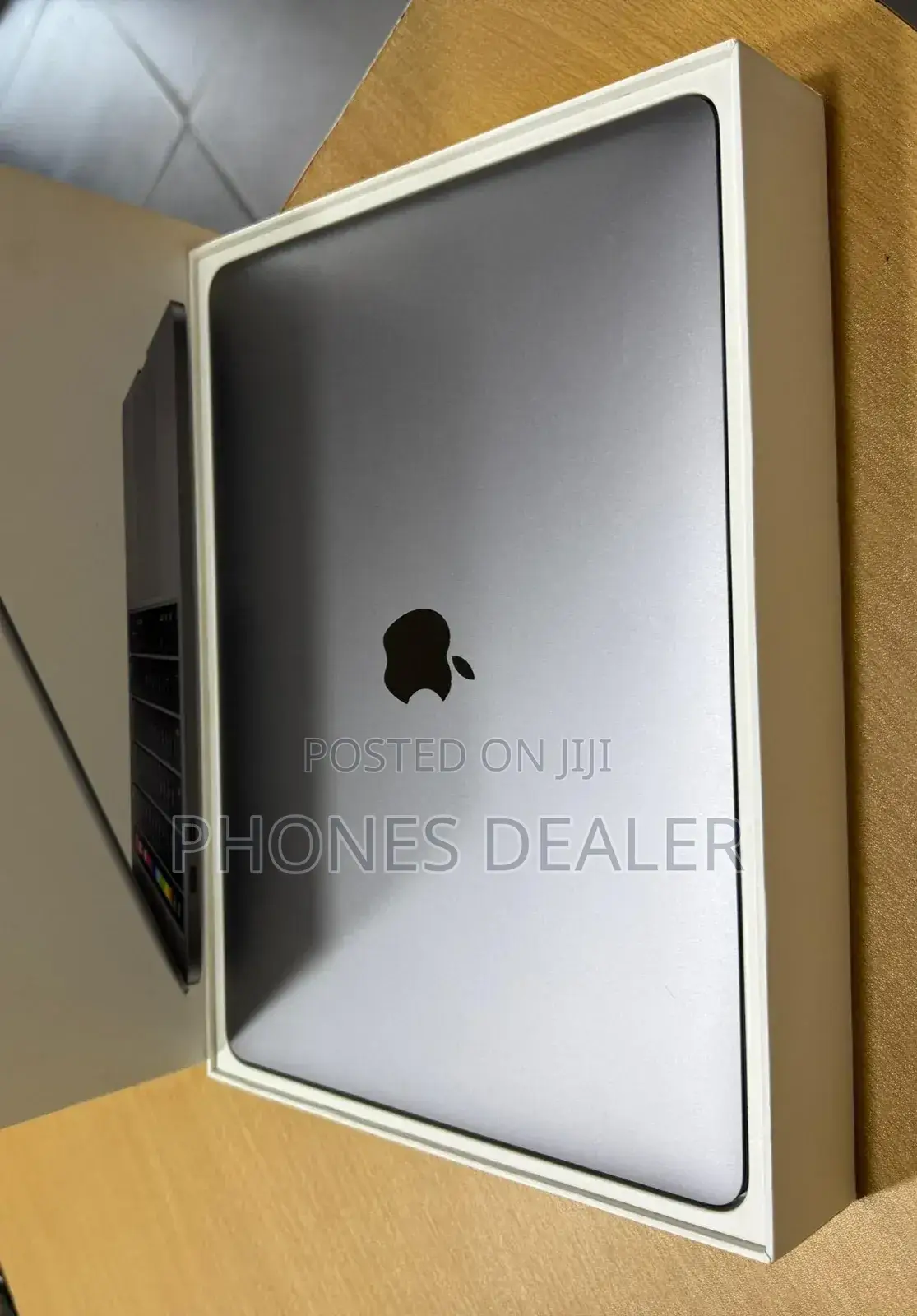 Laptop Apple MacBook Pro 2019 8GB Intel Core I5 SSD 128GB