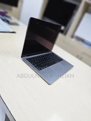 Laptop Apple MacBook Pro 2021 M1 32GB Apple M1 Pro SSD 512GB