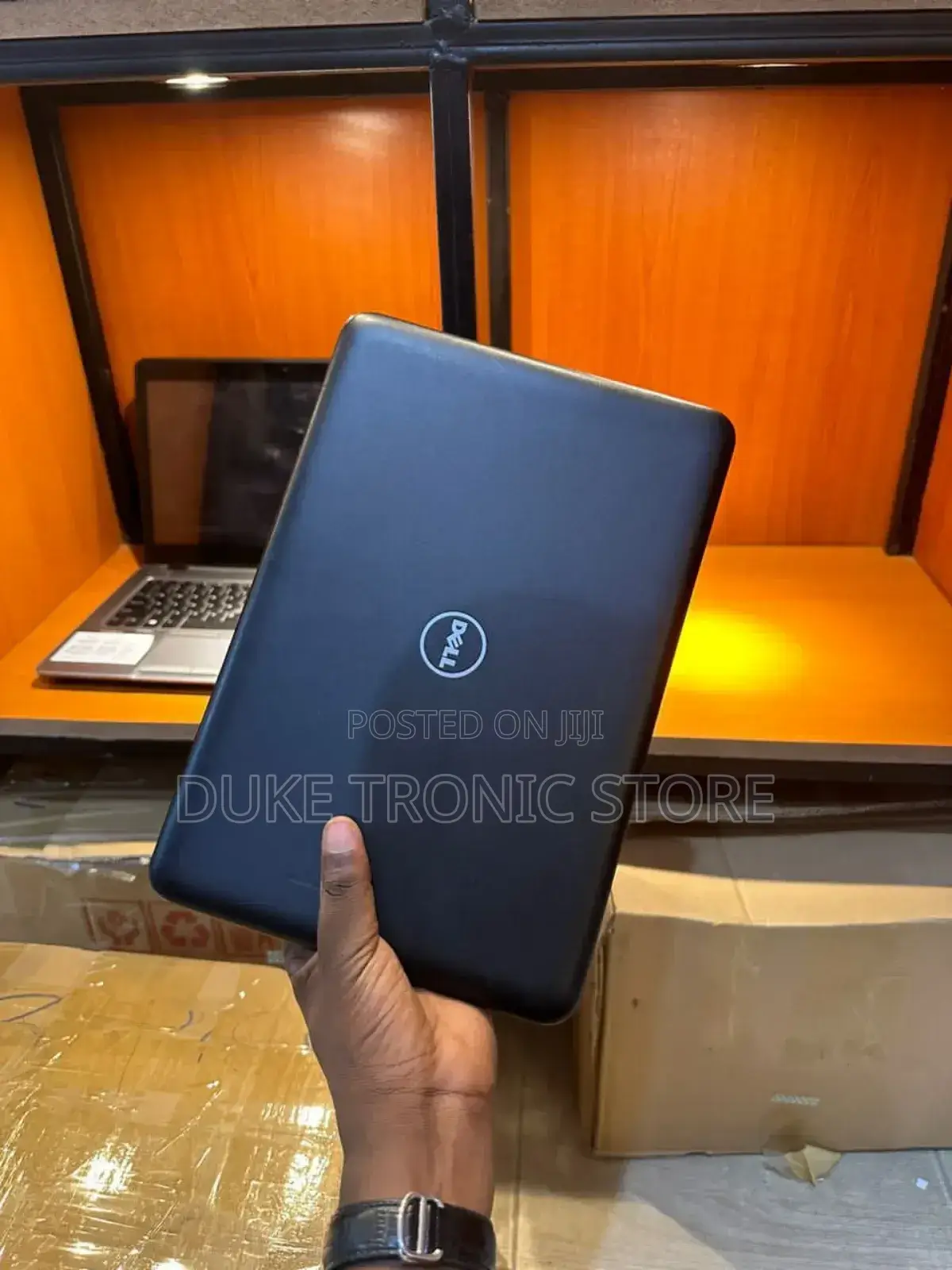 Laptop Dell Latitude 3180 4GB Intel Celeron SSD 128GB