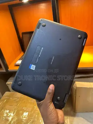 Laptop Dell Latitude 3180 4GB Intel Celeron SSD 128GB