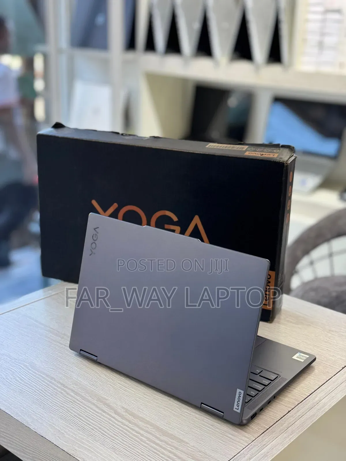 New Laptop Lenovo Yoga 7i 16GB Intel Core I7 SSD 512GB
