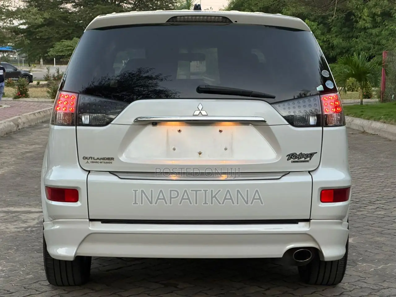 Mitsubishi Outlander 2.4 2009 White