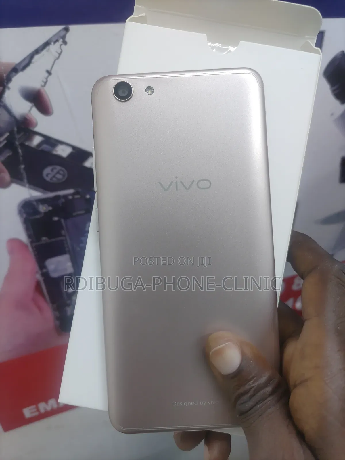 Vivo Y75 128 GB Silver
