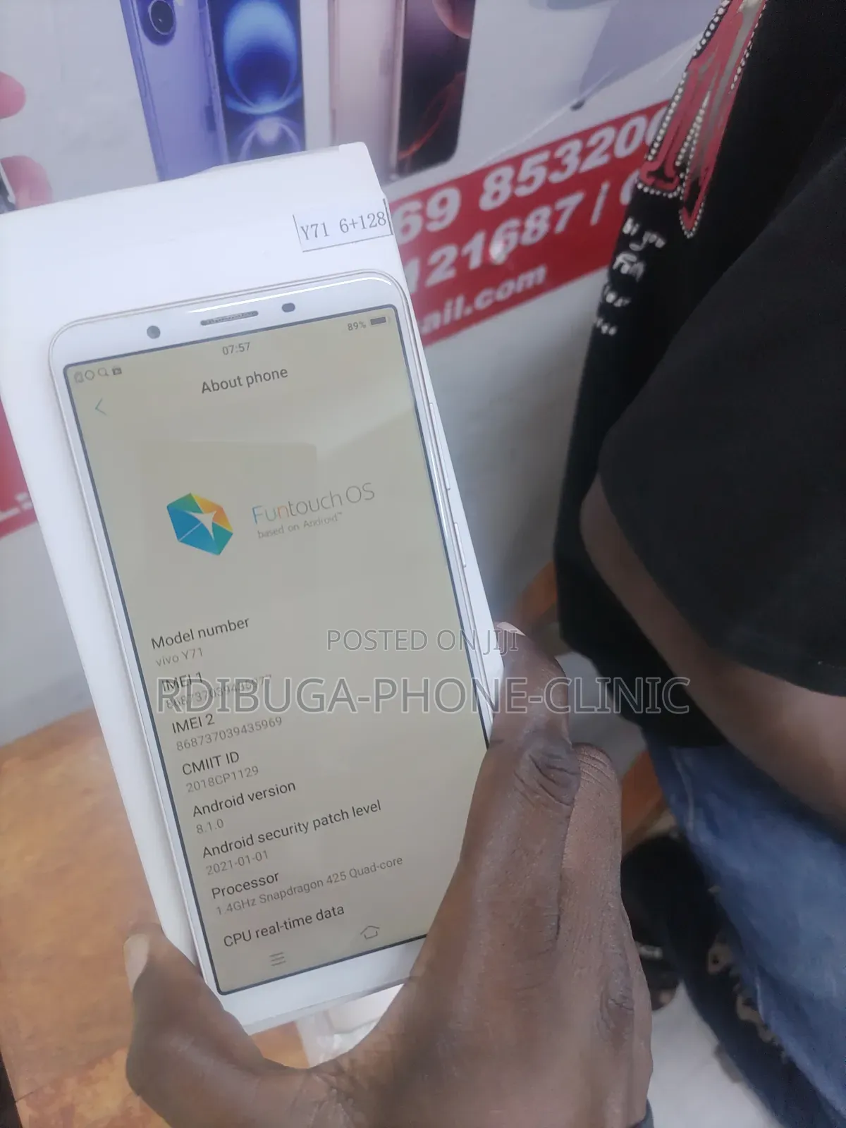Vivo Y75 128 GB Silver