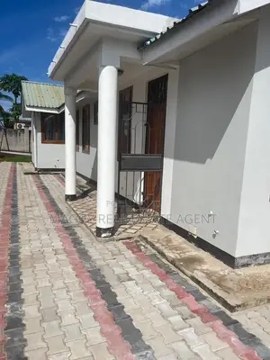 5bdrm House in Teta, Mbweni for rent