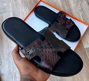 Open Shoes/Men Sandals/Leather Maked