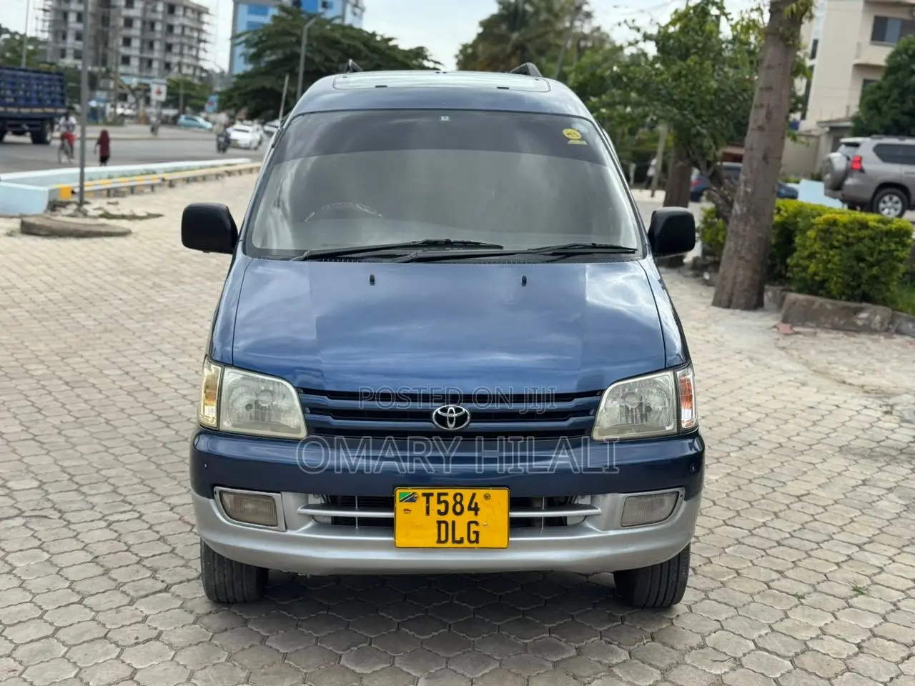 Toyota Noah 2001 Blue