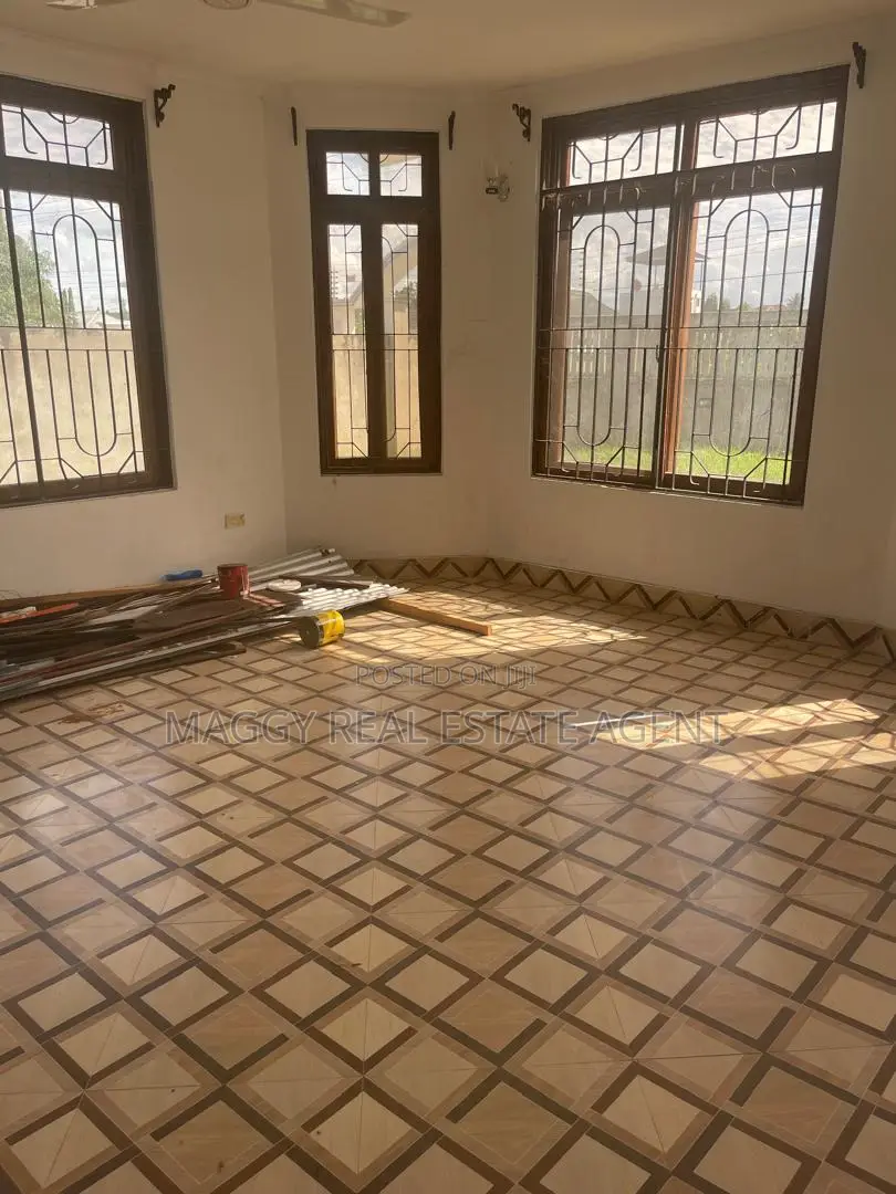 5bdrm House in Teta, Mbweni for rent