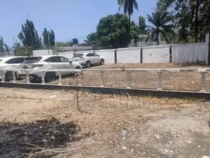 5bdrm House in Mikocheni A, Kinondoni for sale