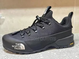 Goretex Men Shoes With Best Looking