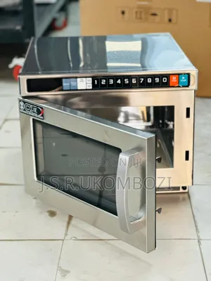 Commercial Microwave Oven