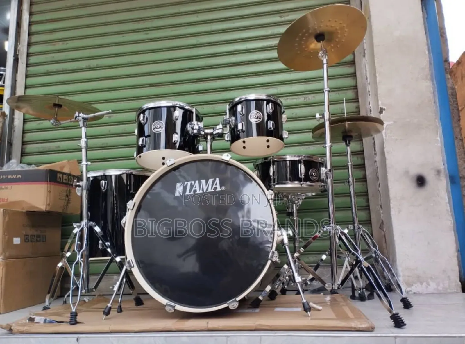 Tama Drum Set