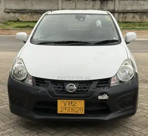 Nissan Advan 2018 White