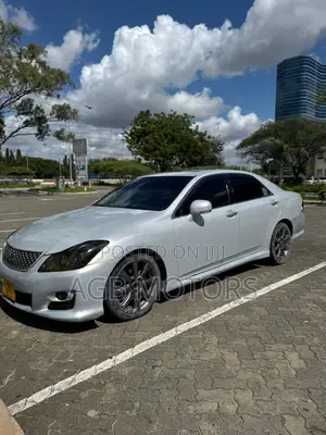 Toyota Crown 2009 Silver