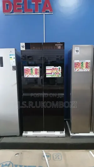 Westpoint Fredge 4door Capacity 475