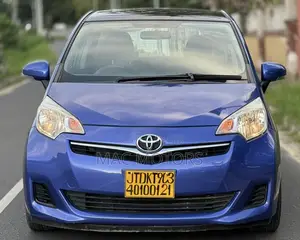 Toyota Ractis 2014 Blue