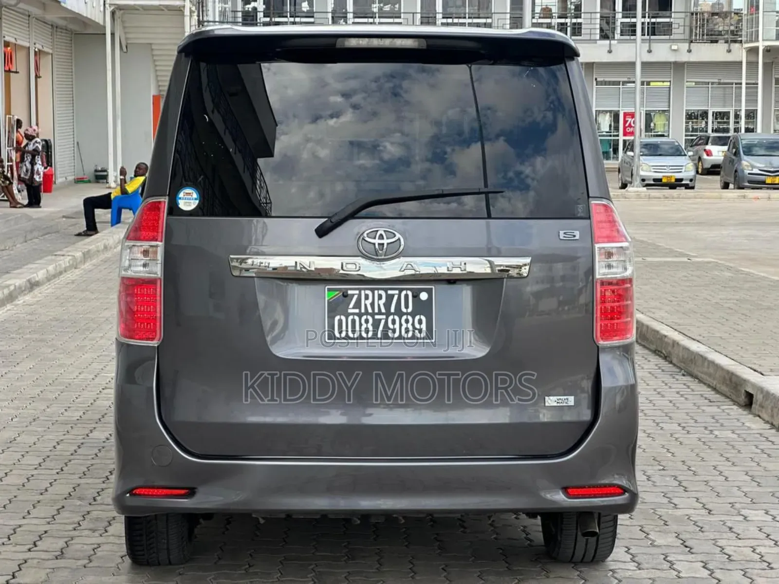 Toyota Noah 2008 Gray