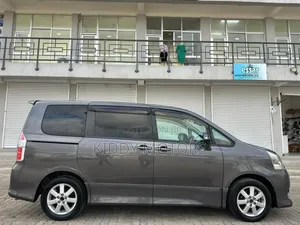 Toyota Noah 2008 Gray