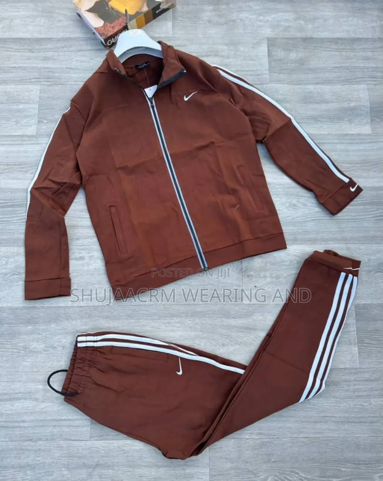 Hot Coming/Unisex Track Suit
