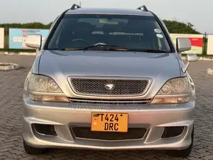 Toyota Harrier 2.4 16V 2002 Silver