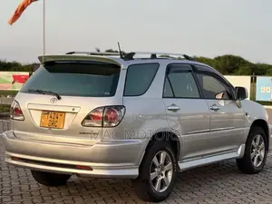 Toyota Harrier 2.4 16V 2002 Silver