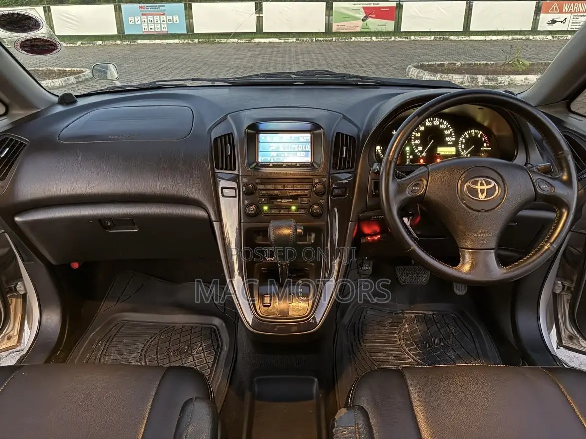 Toyota Harrier 2.4 16V 2002 Silver