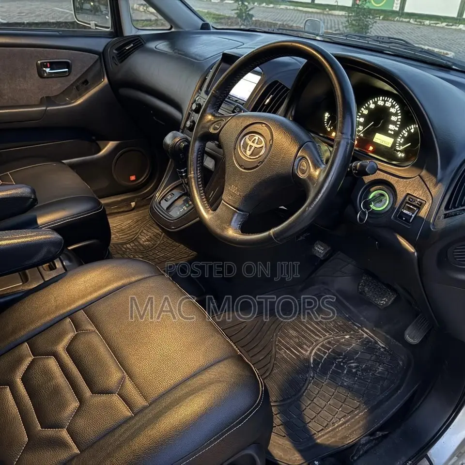 Toyota Harrier 2.4 16V 2002 Silver