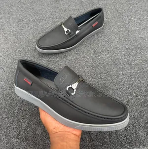Simple One /Quality Leather Shoes/Viatu Vya Ngozi