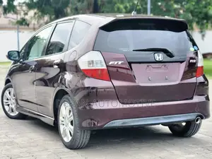 Honda Fit Sport FWD 2007 Brown