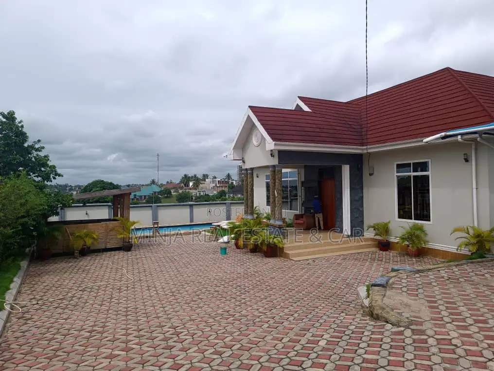 3bdrm House in Goba for rent