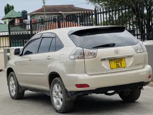 Toyota Harrier 2006 Silver