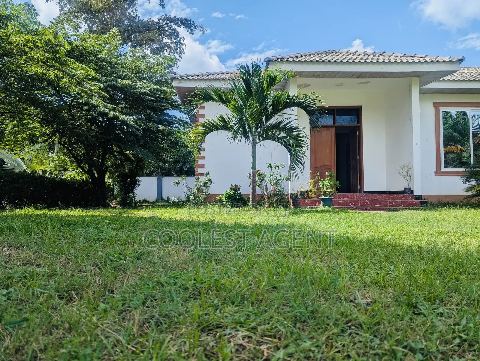 2bdrm Apartment in Coolest Estate, Oyster Bay for rent