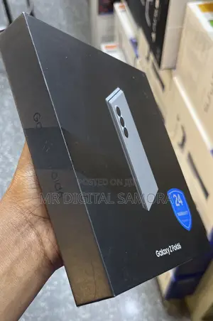 New Samsung Galaxy Z Fold6 512 GB Silver