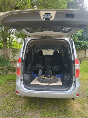 Toyota Noah 2.0 158hp FWD (7 Seater) 2008 Silver