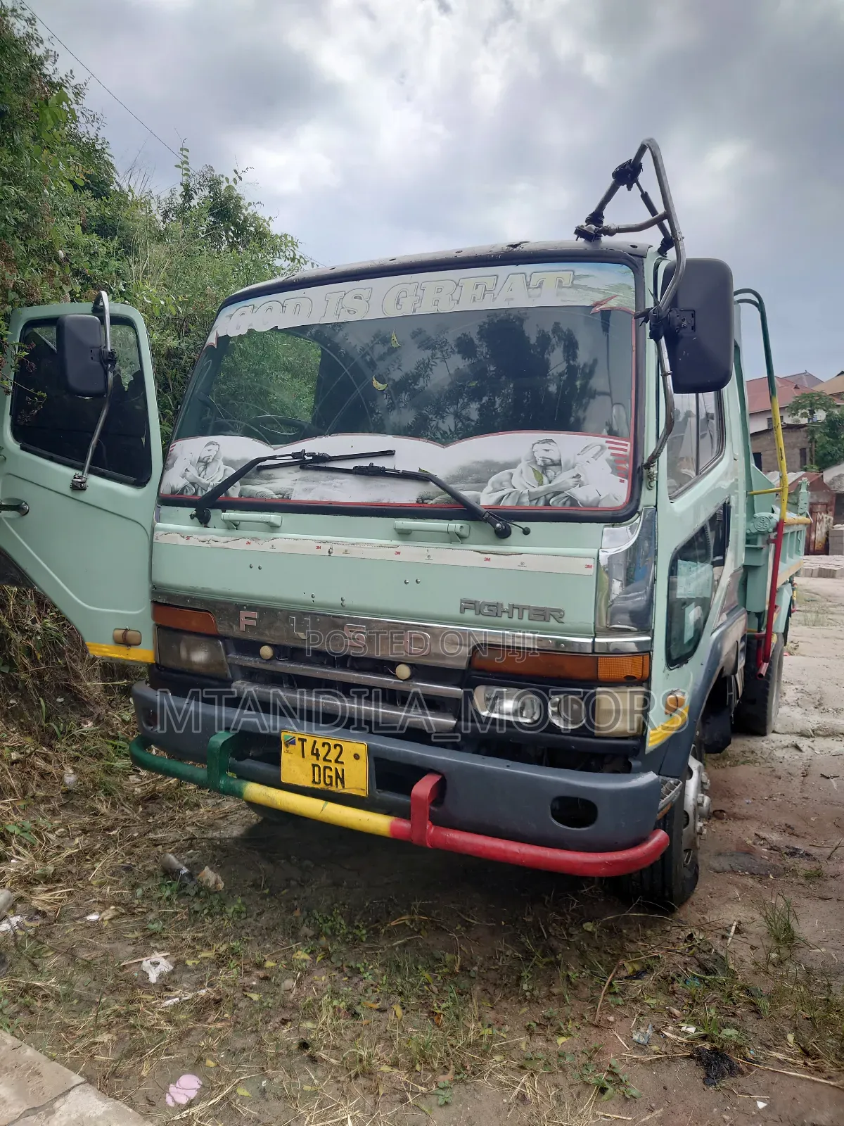 Fuso Tiper Seventeen