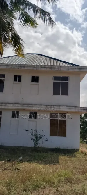 20bdrm House in Mbezi for sale