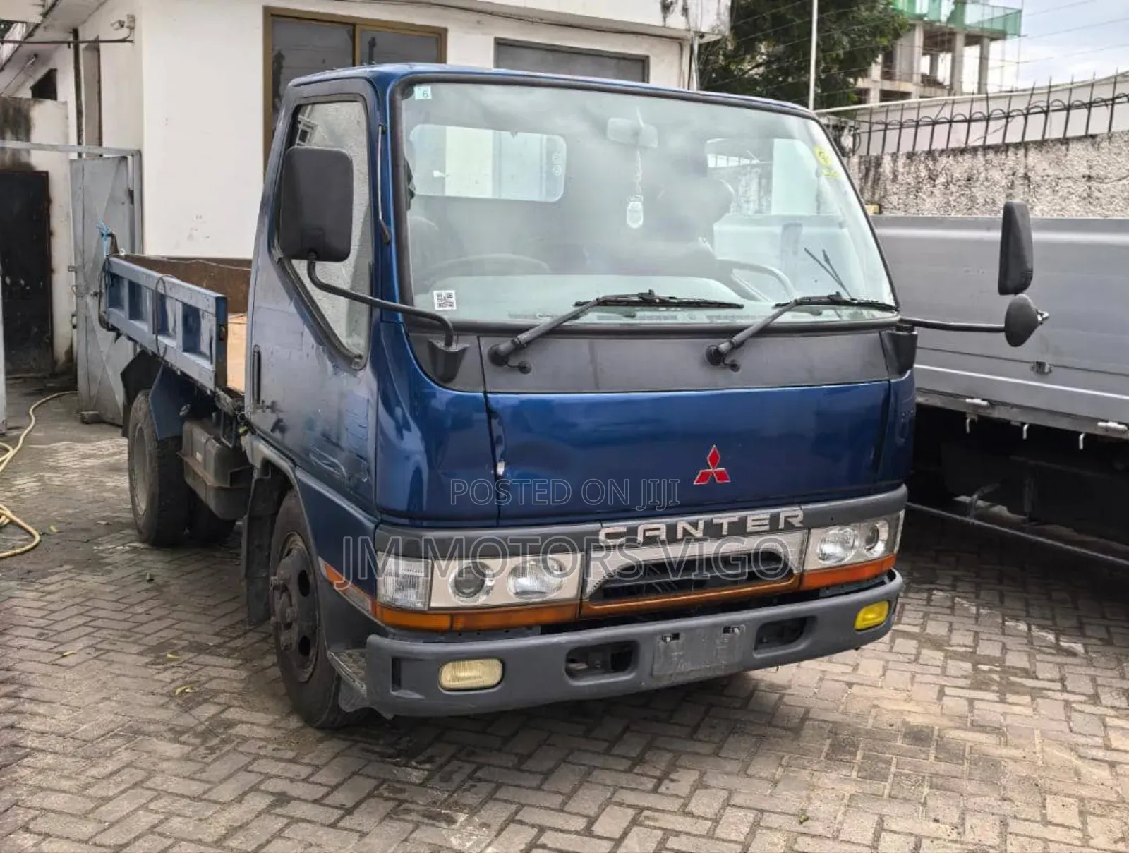 Mitsubishi Canter Ya McHanga