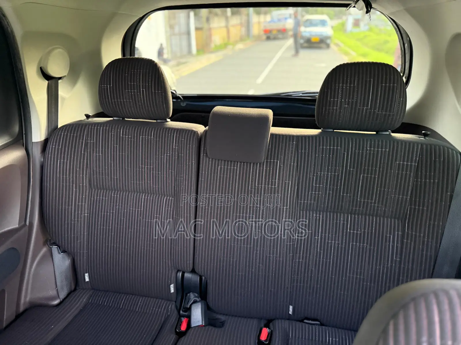 Toyota Porte 2014 Black