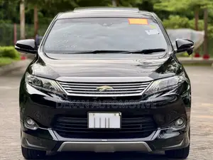Toyota Harrier 2.0 2015 Black