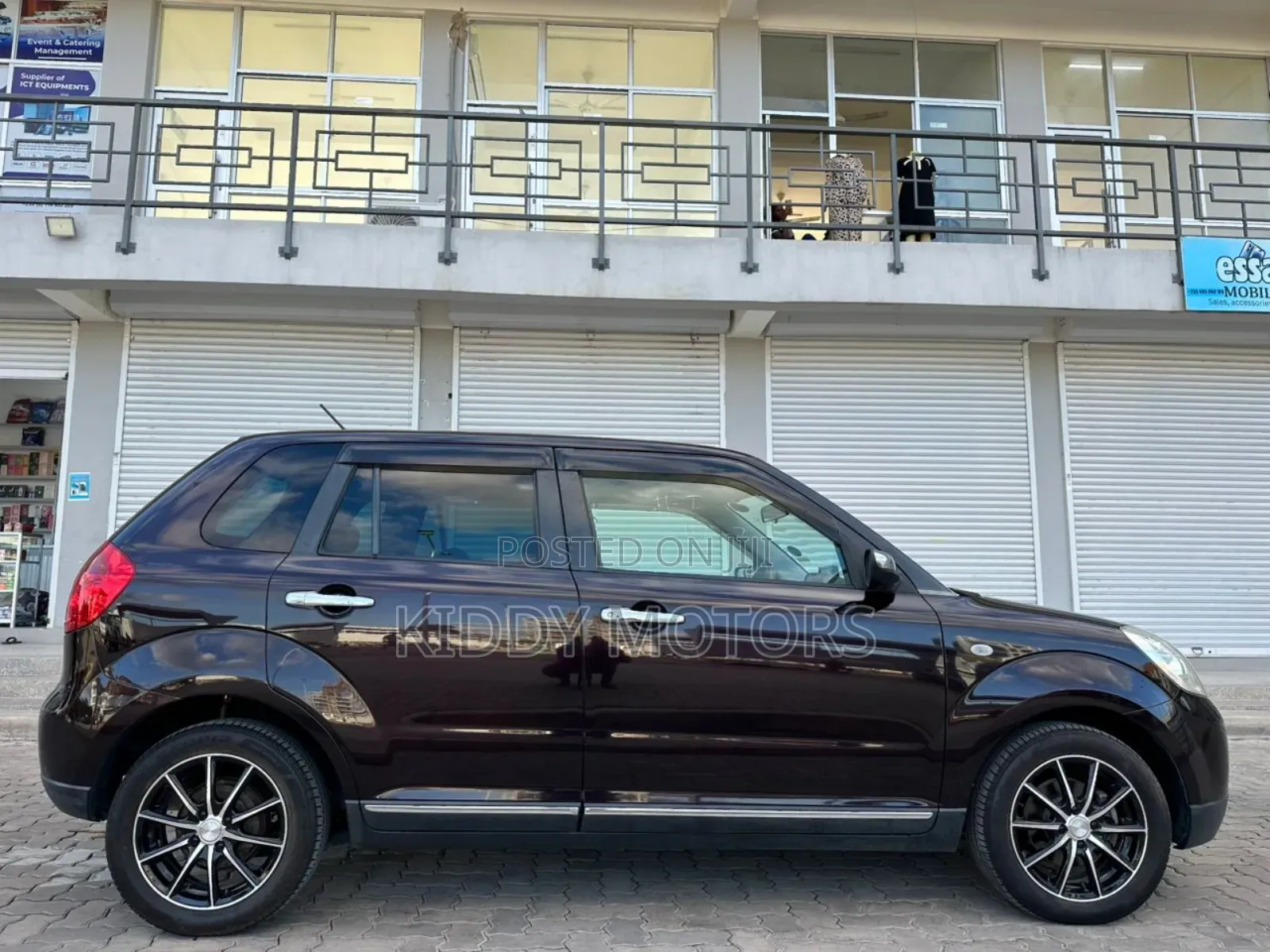 Mazda Verisa 2009 Beige