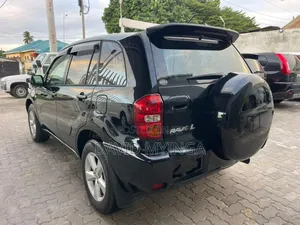 Toyota RAV4 2004 Black
