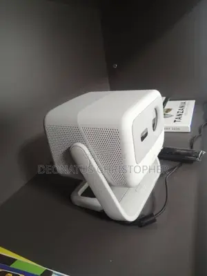 Jmgo N1s Infinity Triple Laser Projector
