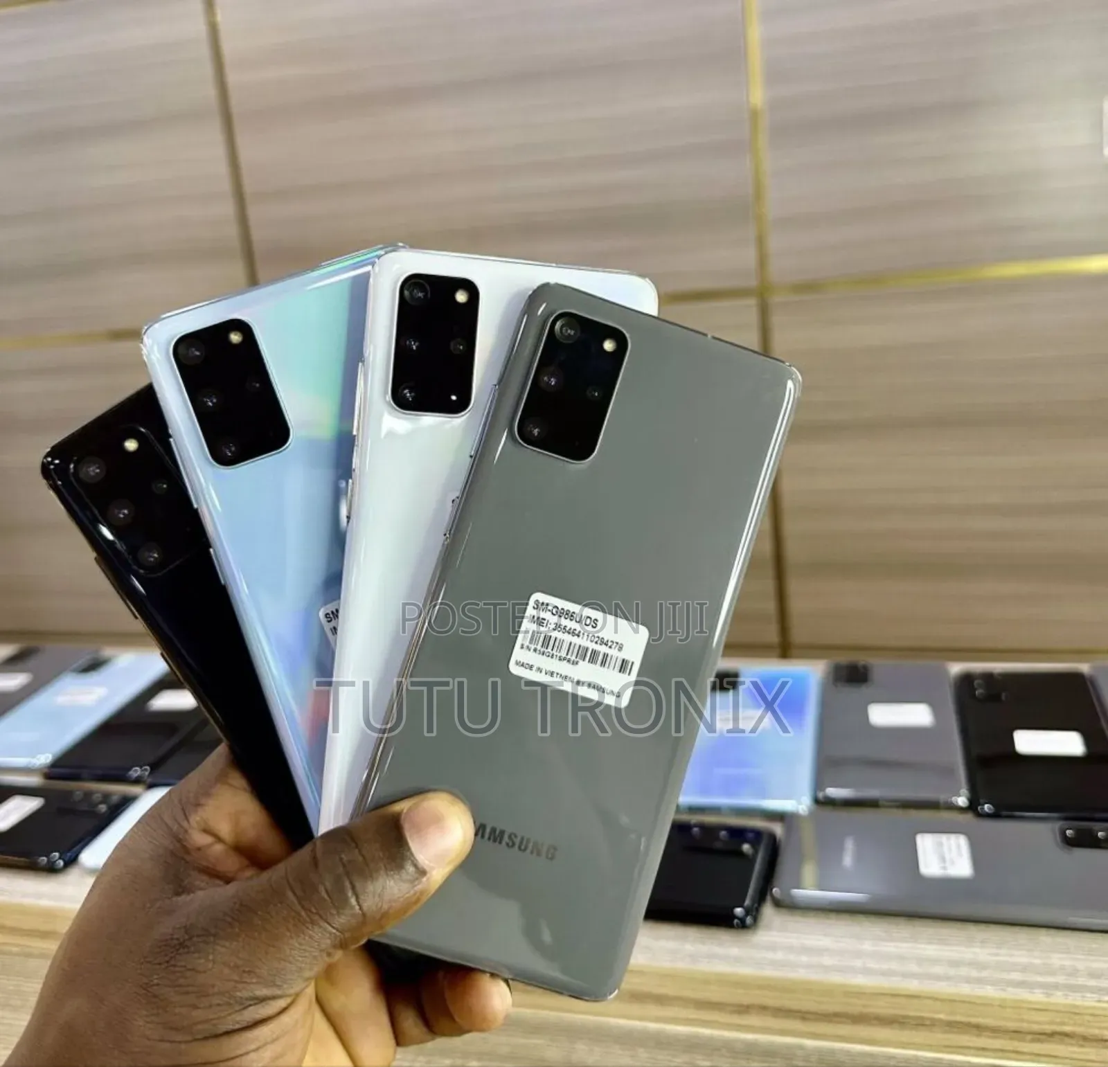 New Samsung Galaxy S20+ 5G 128 GB Black
