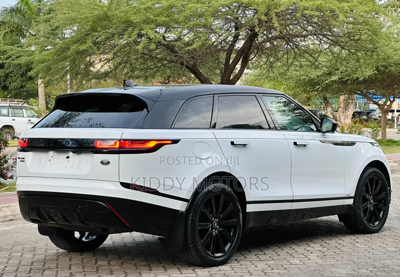 Land Rover Range Rover Velar 2018 Pearl