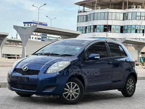Toyota Ractis 2012 Black