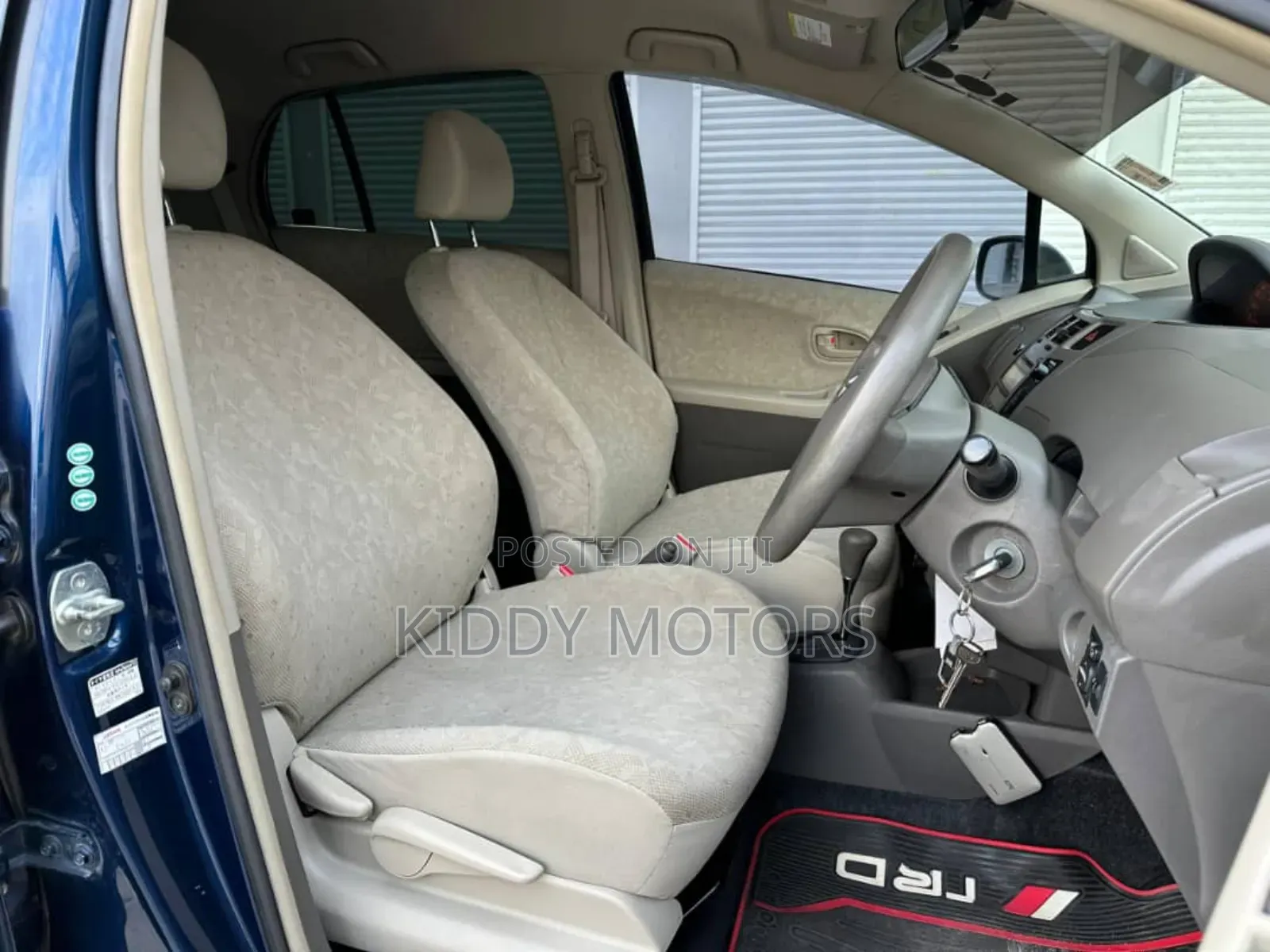 Toyota Ractis 2012 Black