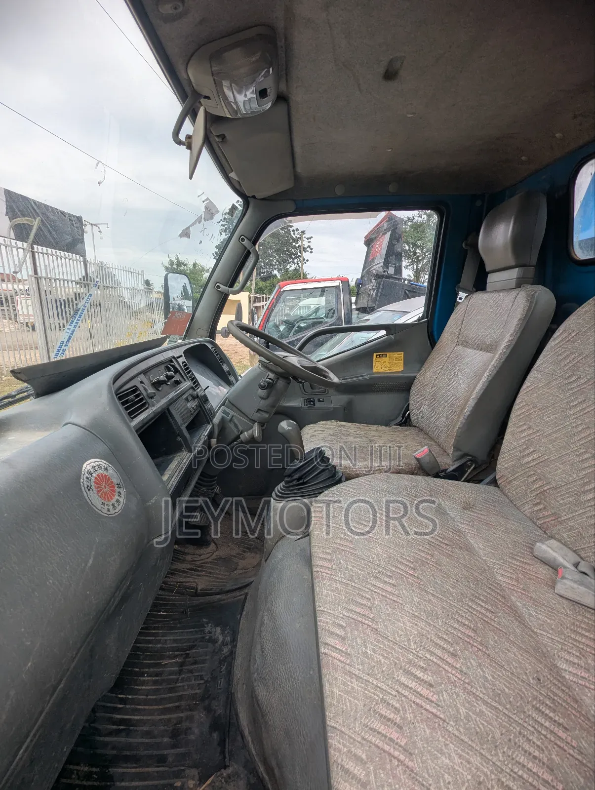 Mitsubishi Canter