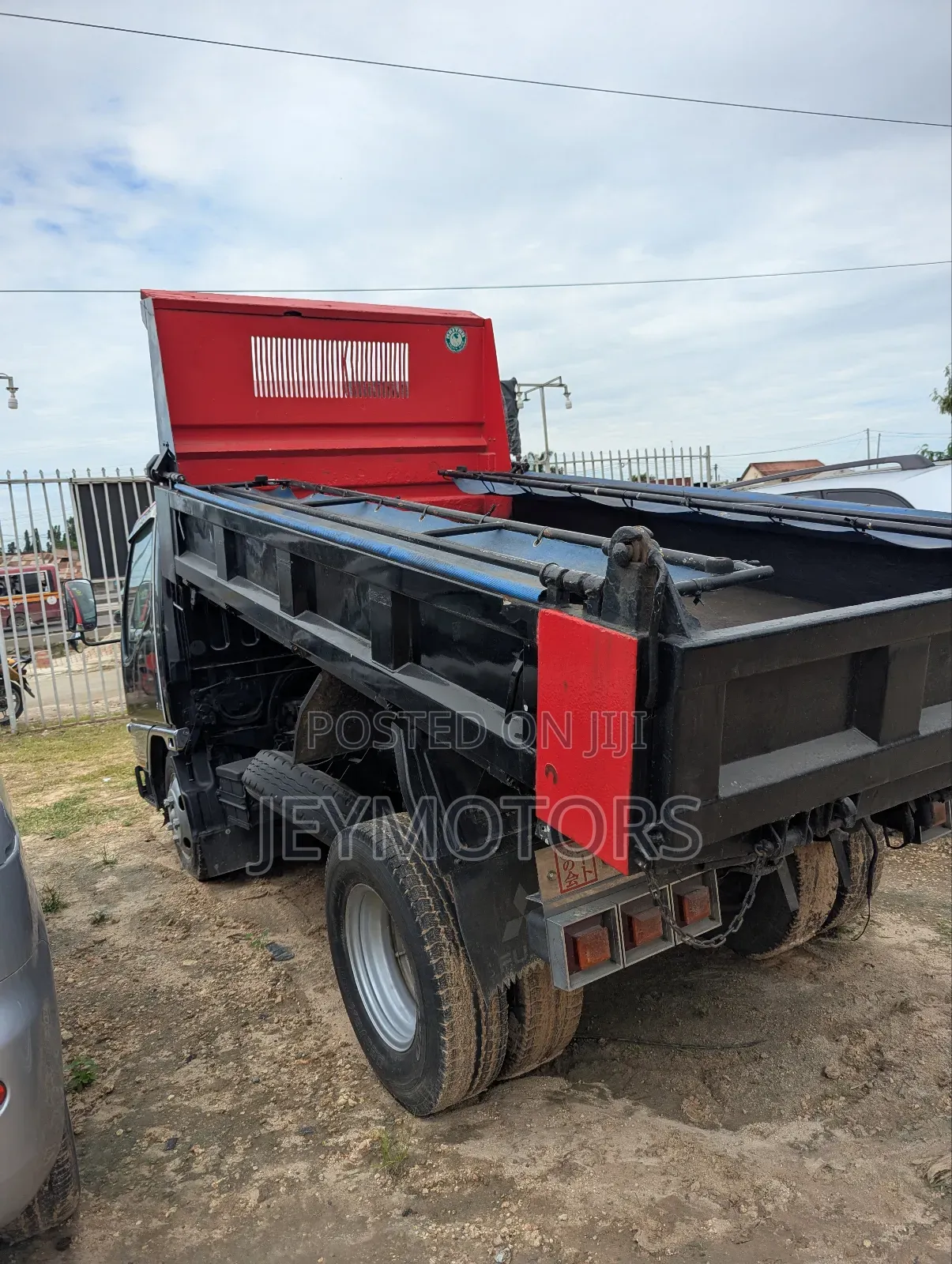 Mitsubishi Canter ( Chasis)