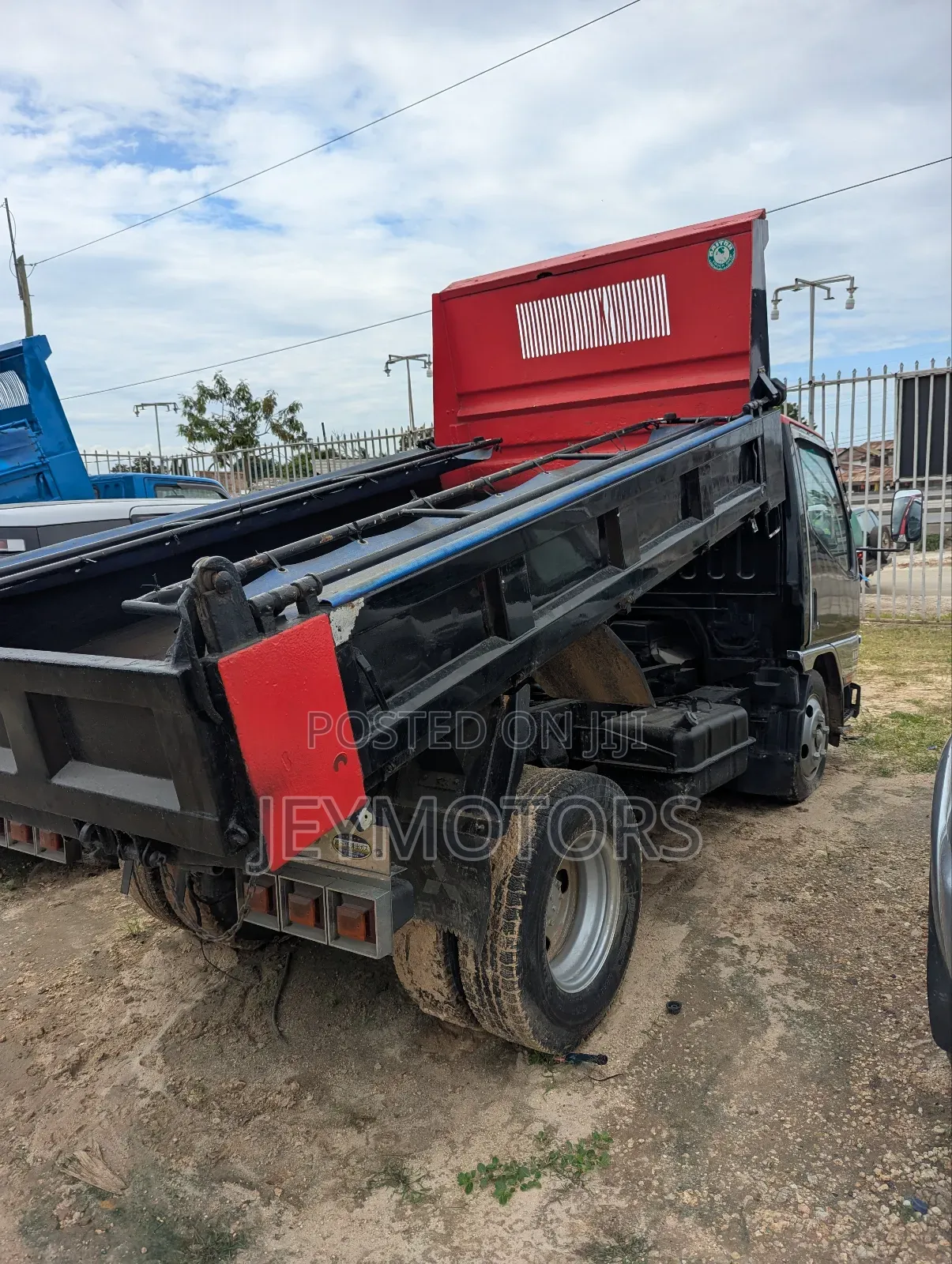 Mitsubishi Canter ( Chasis)