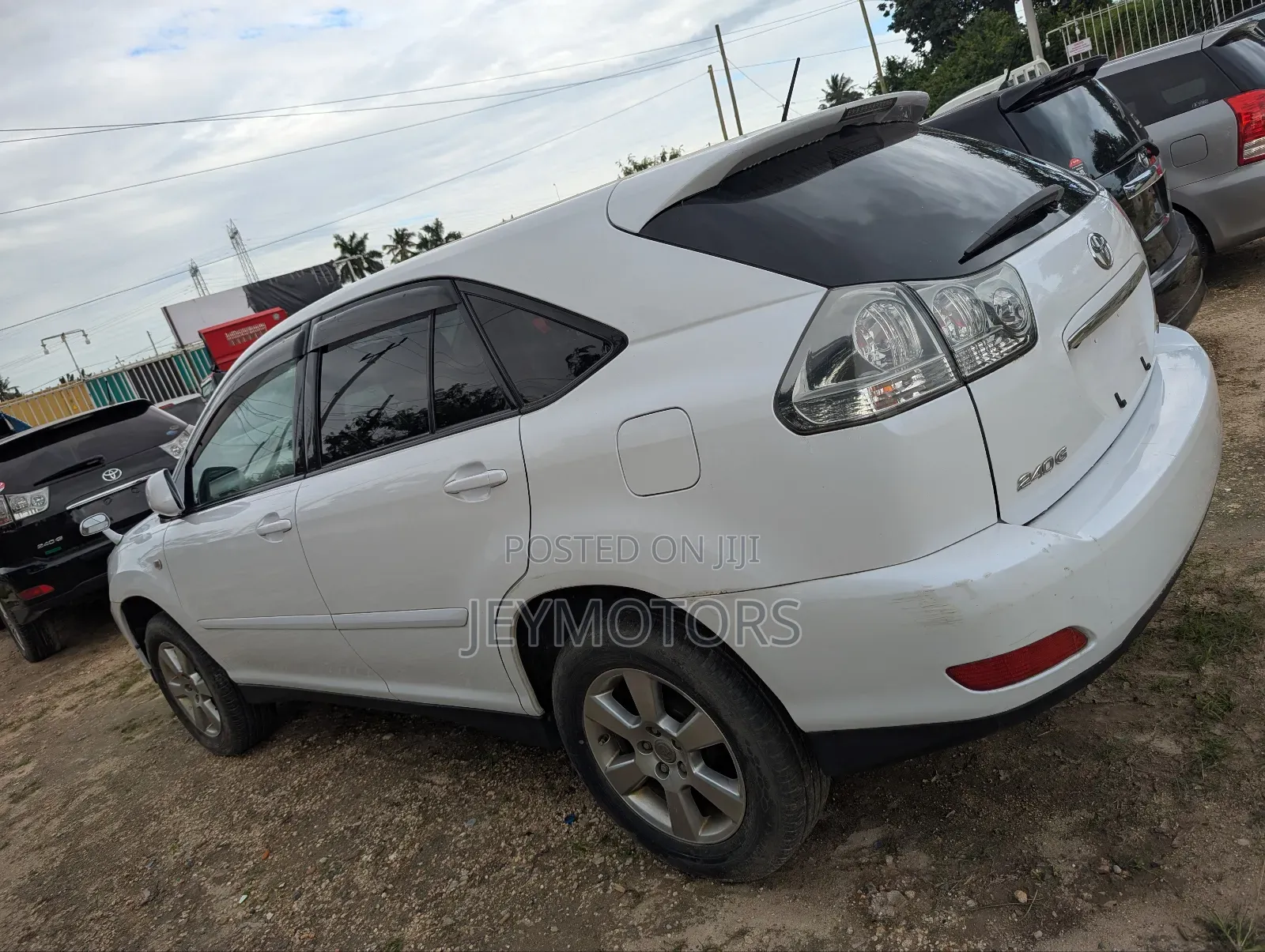 Toyota Harrier 2006 White
